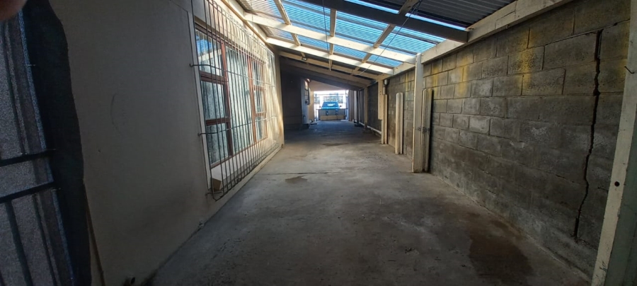 4 Bedroom Property for Sale in Retreat Western Cape